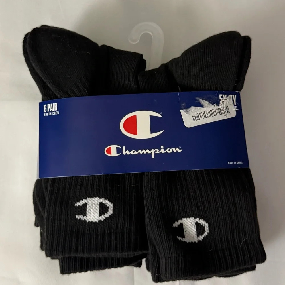 BRAND NEW Champion 6pairs Youth Black Crew Socks